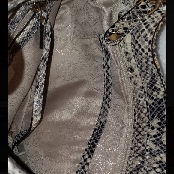 Michael Kors Natural 2 Piece set - Picture 4 of 4